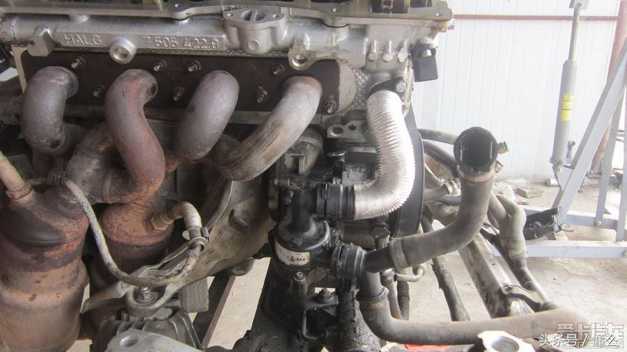 宝马320li发动机烧机油怎么修,宝马320i烧机油最佳解决方案