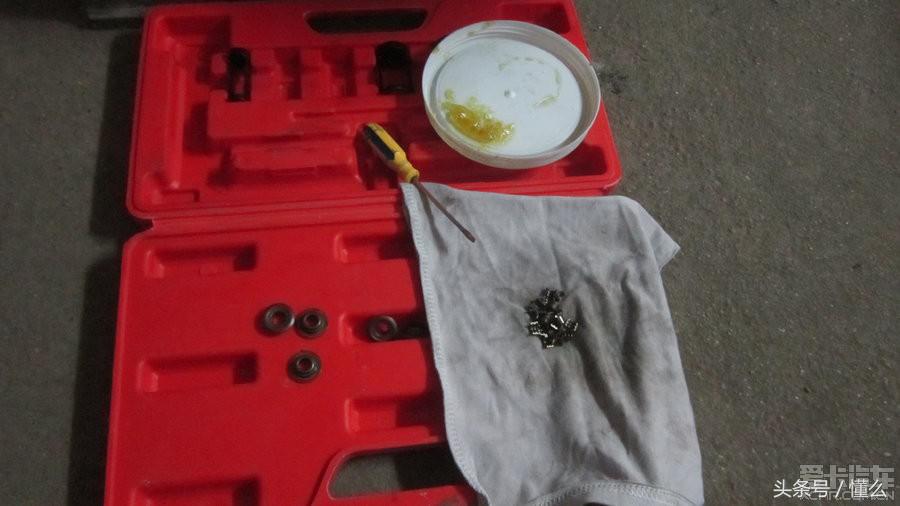 宝马320li发动机烧机油怎么修,宝马320i烧机油最佳解决方案