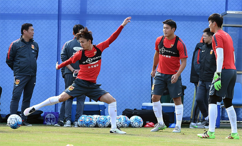 泰国足球队决赛,泰国足球最强球员