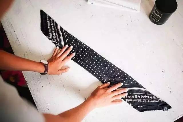 小方巾慢动作教程让你一看就会,小方巾的各种教程