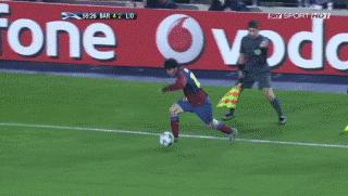 梅西油炸丸子过人慢动作,梅西一对一过人练习训练