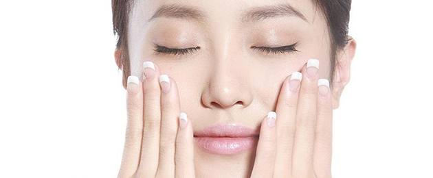 闭合性痘痘最佳治疗方法,闭合性痘痘里面有粉刺