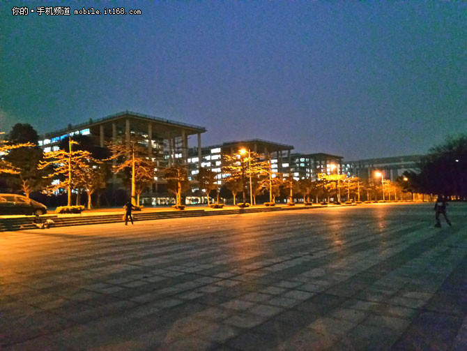 金立天鉴W909翻盖手机,金立天鉴w990s报价