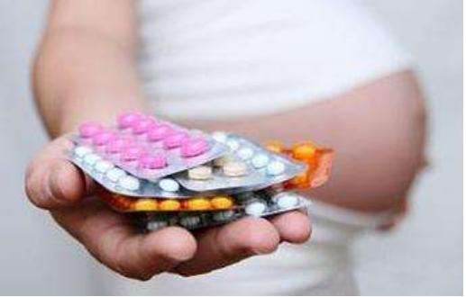 32周胎儿没动怎么回事,32周胎儿有心跳突然几天不动了