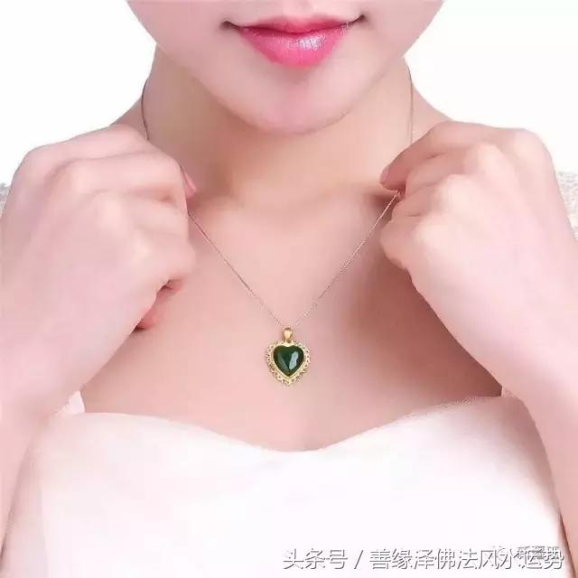 男生戴玉好还是女生戴玉好,男人戴玉好还是女人戴玉好