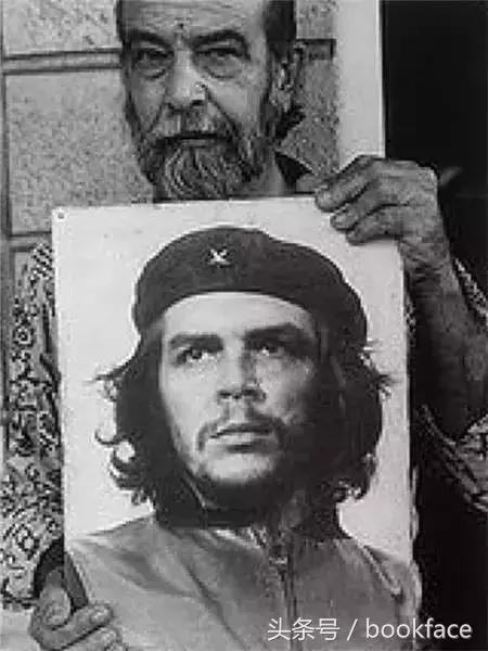 被印在衣服上次数最多的他,身中9枪而死,死后还被砍下双手