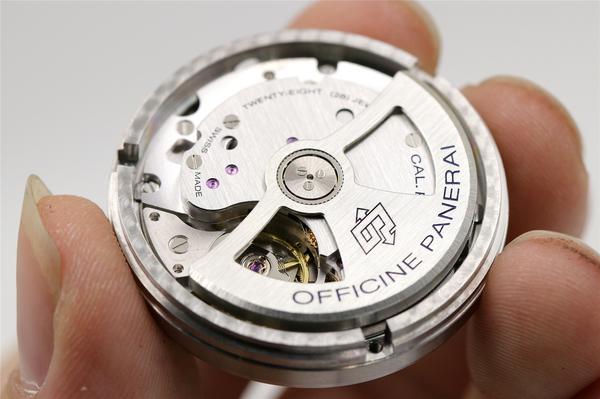 鎻湶骞曞悗榛戝箷,鍐呭箷鏇濆厜闇囨儕浼椾汉