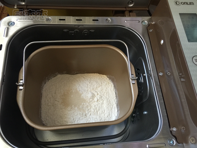 用面包机做拉丝面包的做法视频,aca全自动面包机做拉丝面包