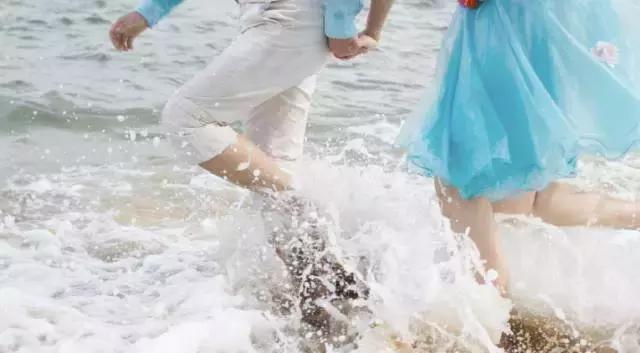 鹿晗关晓彤定情之作,鹿晗关晓彤相恋过程