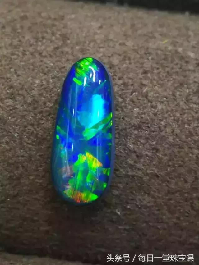 怎么挑选欧泊,白欧泊怎么挑选