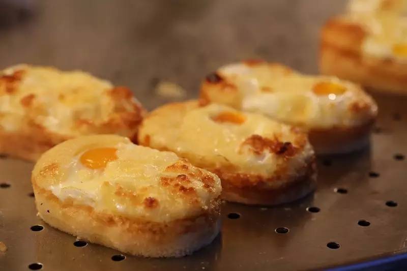 这里可能是唯一能够满足你吃到巨无霸海鲜和偶遇Runningman的地方了！