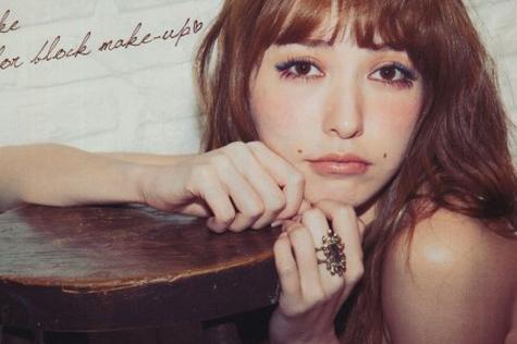 最近流行脸上点痣？赵丽颖热巴全中招，但这都是范冰冰玩剩下的！