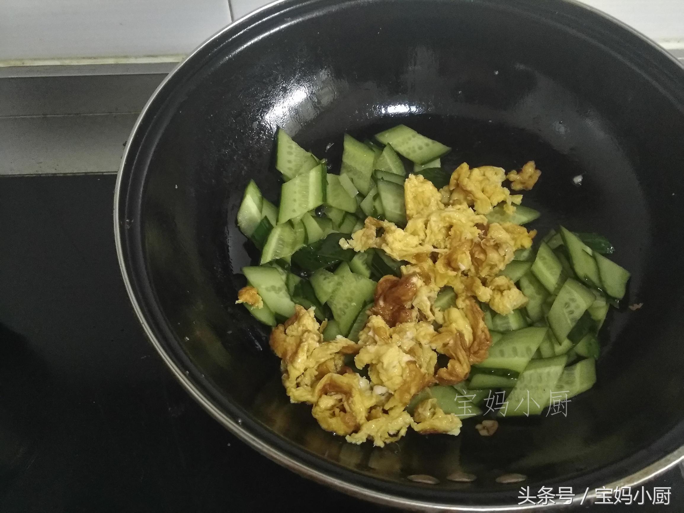 饭店的西瓜原来这么切,爽口瓜片的做法