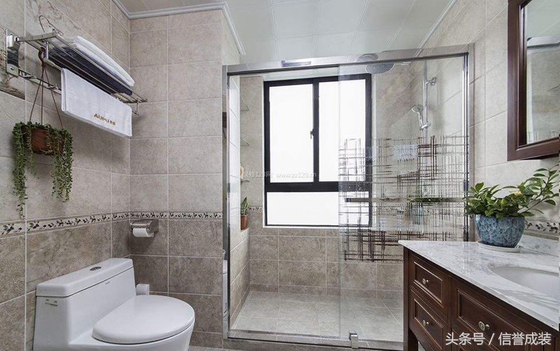 卫生间装修没弄好返工,卫生间装修没装门怎么补救