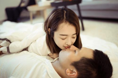 夫妻之间增进感情的甜言蜜语,想要夫妻感情深多点关心和包容