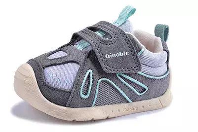 小孩的鞋子今年的新款,孩子的鞋都小了