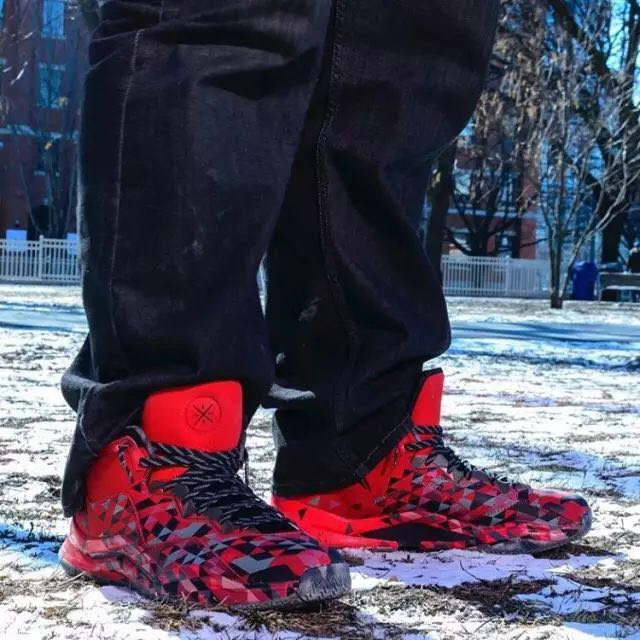 安踏为什么能超过李宁,李宁和安踏在国际上的地位