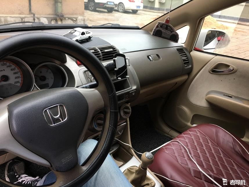 二手嘉年华和二手飞度哪个值得买,07年飞度1.3手动二手值多少钱