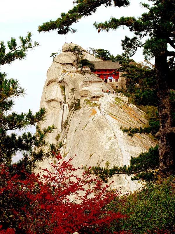 徐霞客来华山游记是哪一年,徐霞客对华山的评价