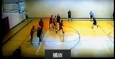 扣篮板把篮板磕坏,扣坏篮板