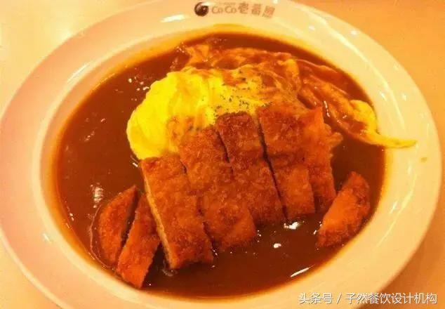 天啦噜!从夫妻店到1400多家店,日本最大的咖喱连锁店,秘诀……