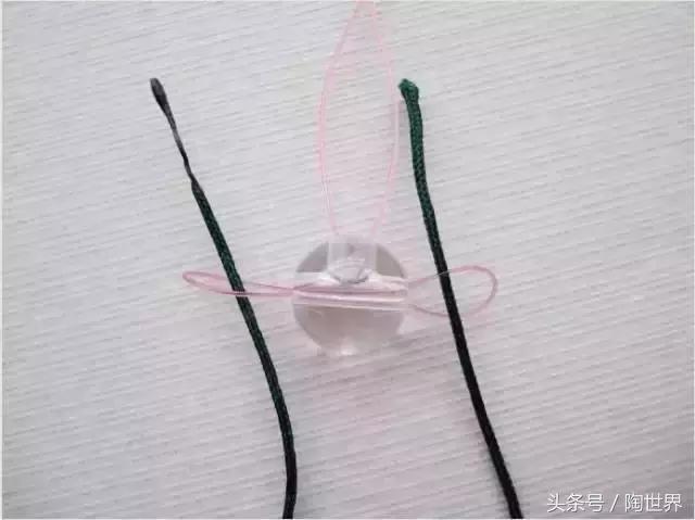 手串没有弹绳断了怎么再串起来,手串盘着突然断了在哪里重新穿