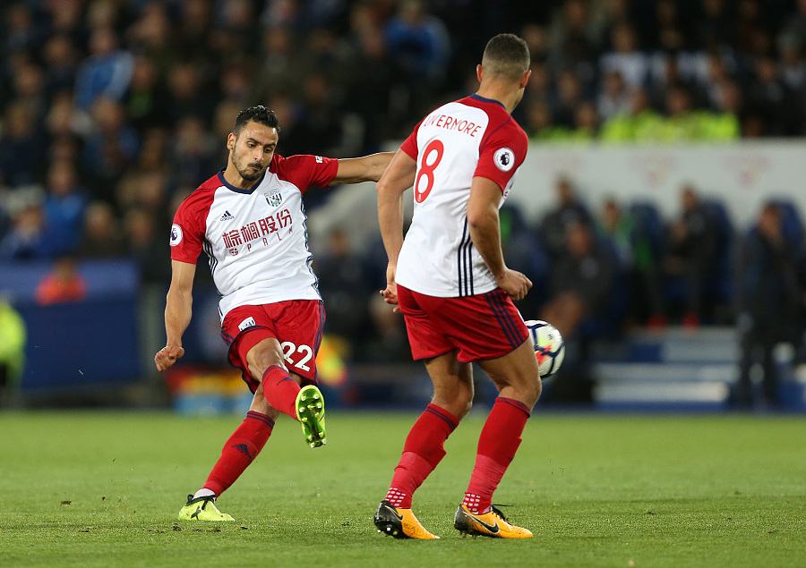 西布朗战报：查德利世界波建功灯笼裤1-1客平莱斯特