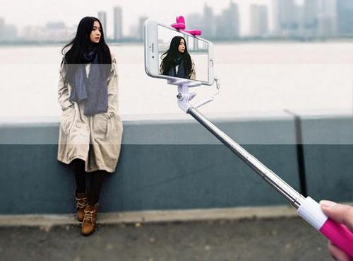 跟这些相比，你原来的自拍杆只能被称为“铁管子”
