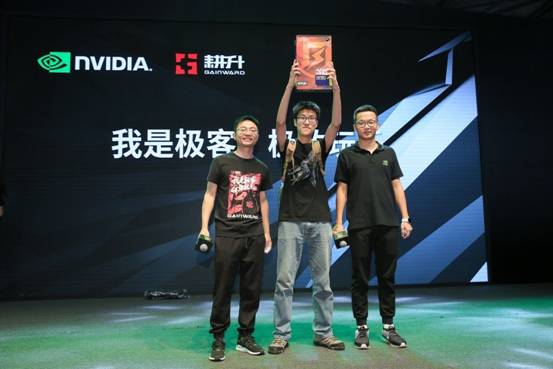 用了四年的显卡可以买吗,没有官方送保的显卡能买么