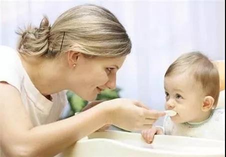 婴幼儿补钙到底要选择哪种,给婴幼儿盲目补钙会有坏处吗