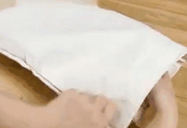 毛衣严重缩水了怎么让它变回原形,毛衣缩水了怎么让它变成原样