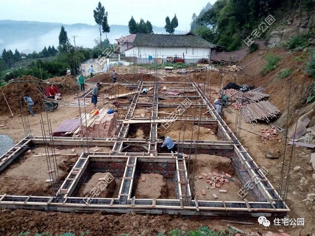 中国真实农村现代别墅,成都农村中式别墅建造