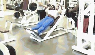 山狗训练的方法,怎样练出攻击力最强的腿法