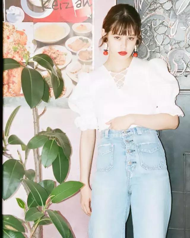 40-50岁减龄穿搭给你们,30岁至50岁这样穿年轻又好看