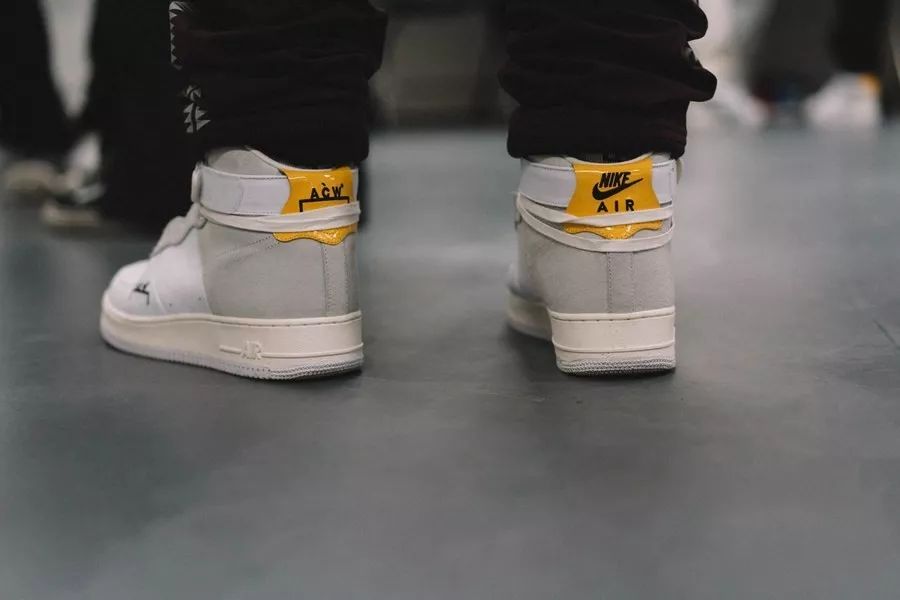 nikeyeezy有几款,nikeyeezy最开始多少钱