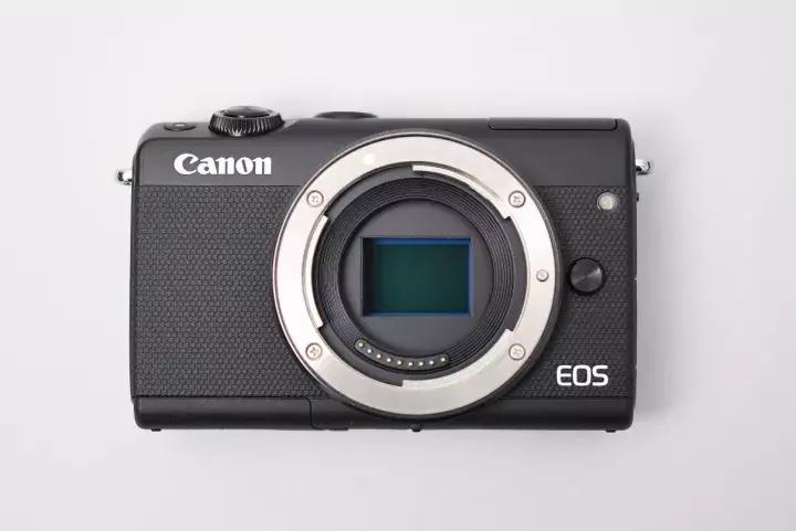 佳能高颜值轻巧相机便宜,入门便携相机佳能m200