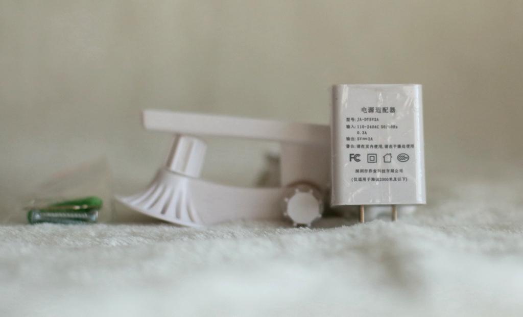 随身看如亲见，乔安居家小卫士