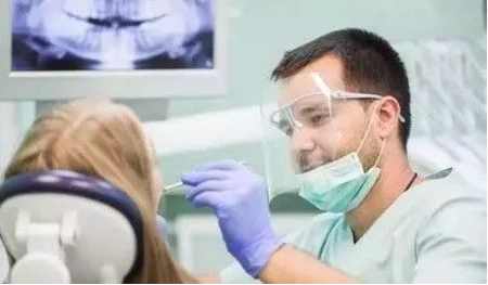 拔牙后要注意的事项和坏处,拔牙后注意些什么事项和禁忌