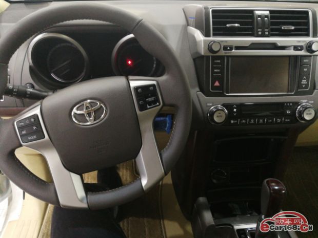 丰田霸道2700中东版越野测试,平行进口中东版丰田霸道2012