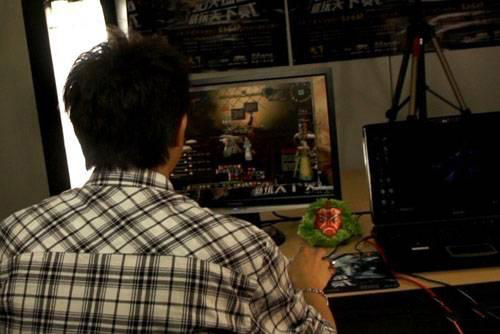 沉迷游戏自毁前景,沉迷游戏无法自拔后果