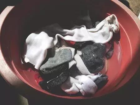 一人得胃病，会传染给全家？5种常被忽略的疾病传染方式