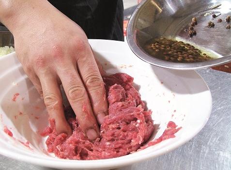 如何使牛肉丸不柴好吃,牛肉丸吃起来不q弹