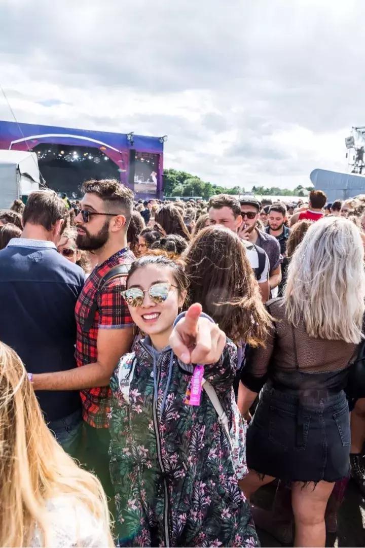 曼彻斯特原声无配乐,曼彻斯特曼联队歌