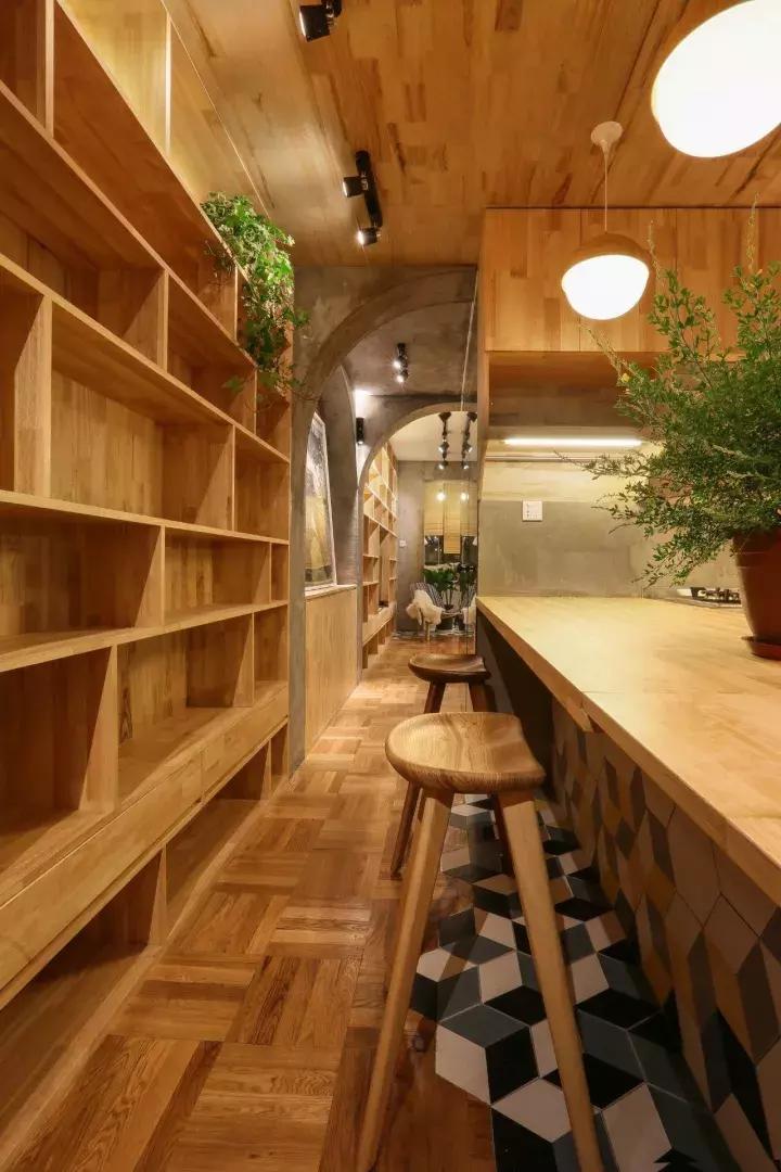 作家安东尼：80㎡破旧老公房，华丽逆转成精致温暖的家