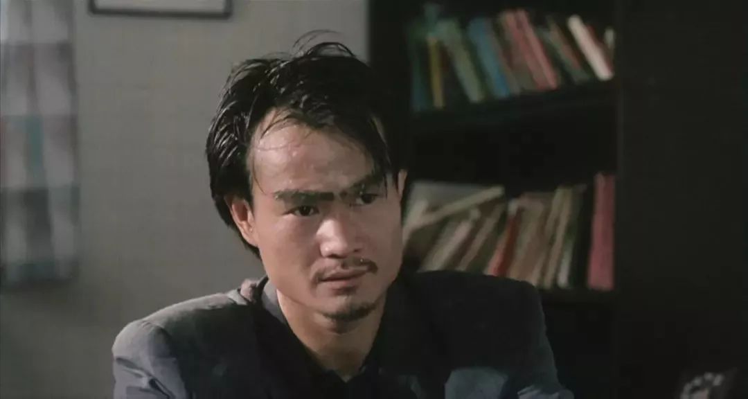 今天必须跪一下香港僵尸教父