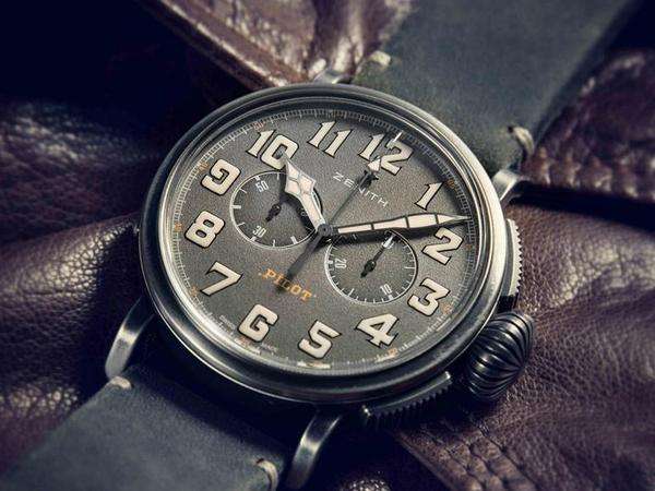 给你的爱表做个翻新美容，看完这篇你也能轻松修复表壳上的划痕了