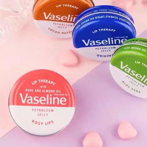 最好看的唇膏能补水越涂越显白,推荐秋冬季款滋润唇膏