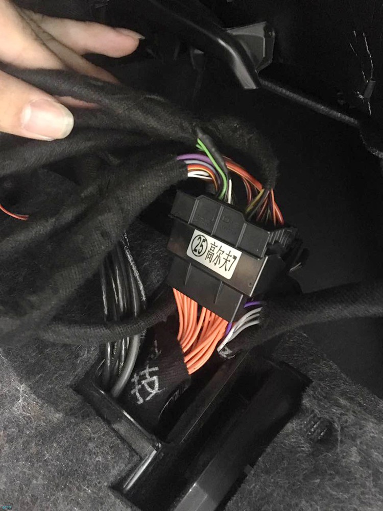 奥迪q7同级别的车型,奥迪q722款55tfsisline运动型