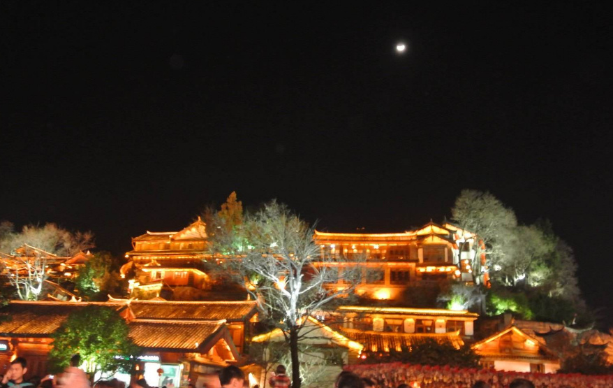 去丽江大理洱海西双版纳路线攻略,去丽江玩都需要带什么