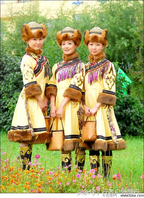 56种民族传统服饰在一起,五十六个民族服饰你更喜欢哪个